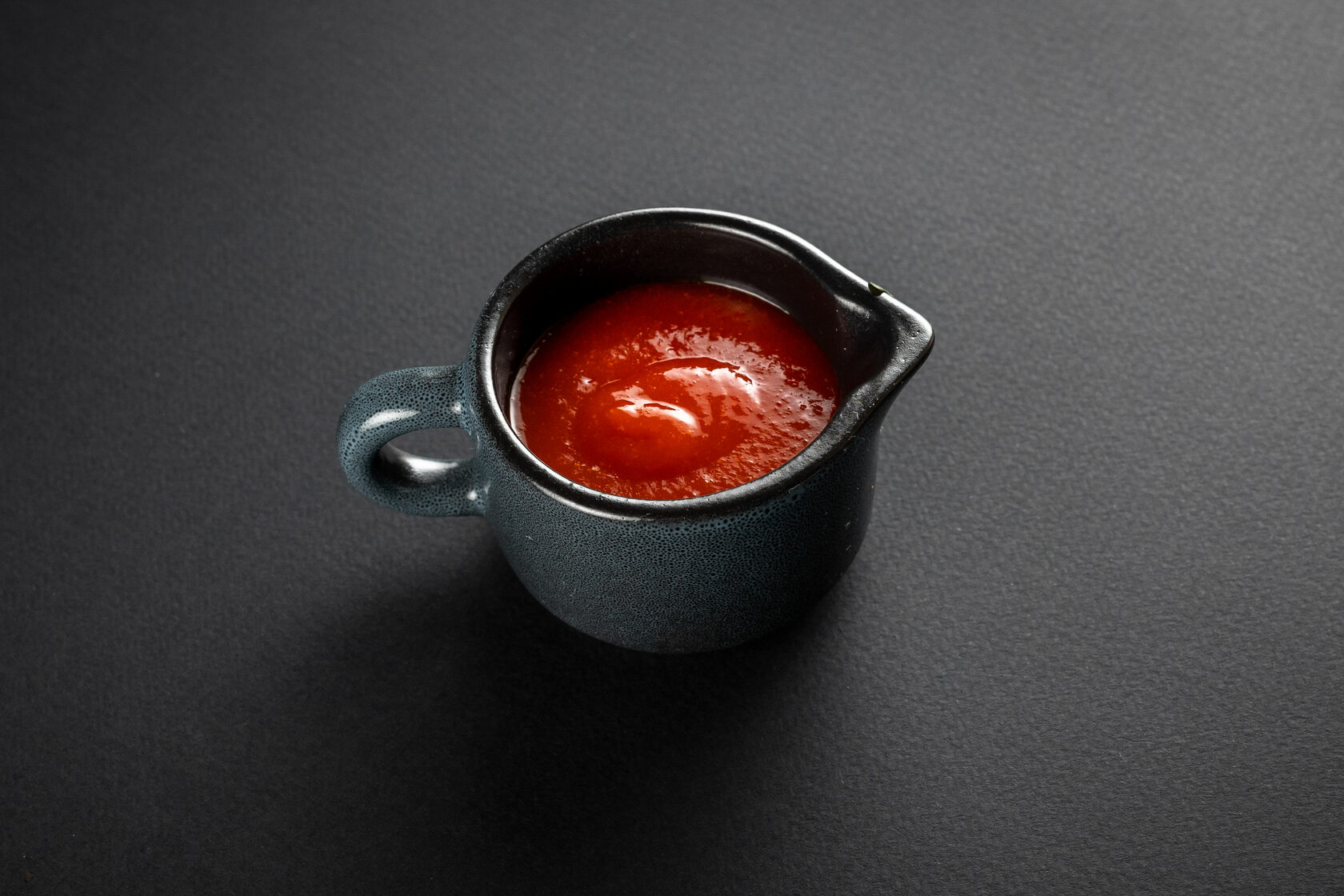 Острый тайский соус шрирача